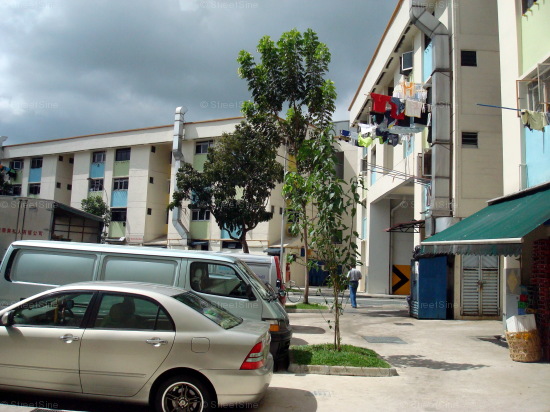 Yishun Street 22 thumbnail photo